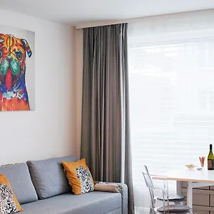 Holesovice Delight: Modern Comfort With A Twist In 7 Prag